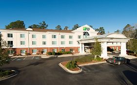 Holiday Inn Express & Suites Walterboro i-95